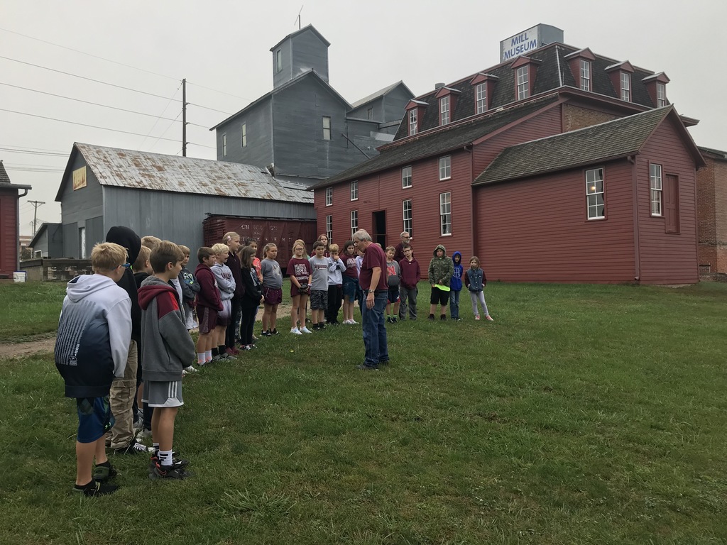 4th graders visiting the Mill