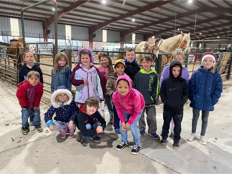 WW students at ag rodeo
