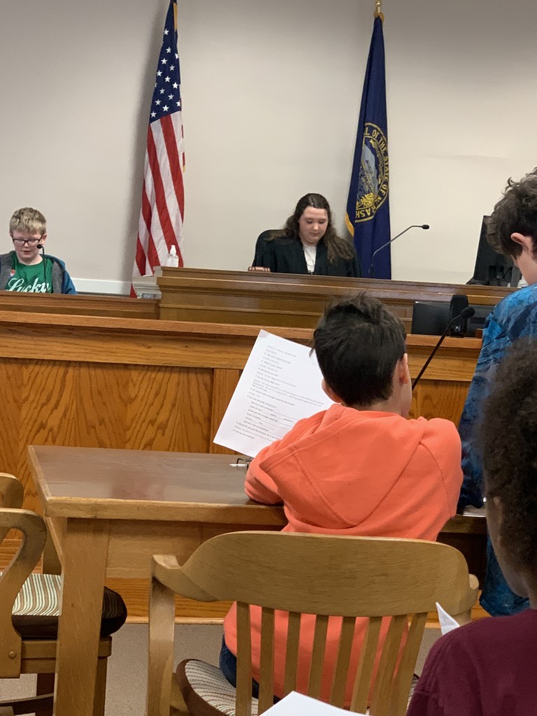 5th graders attend Law Day at the courthouse 