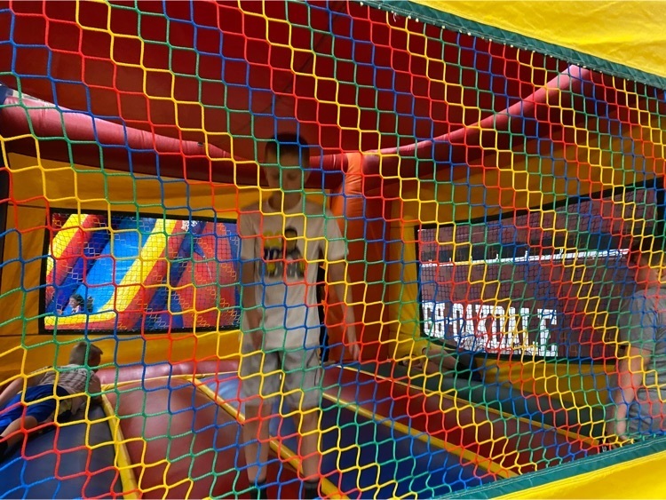 3rd and 4th grade bounce house